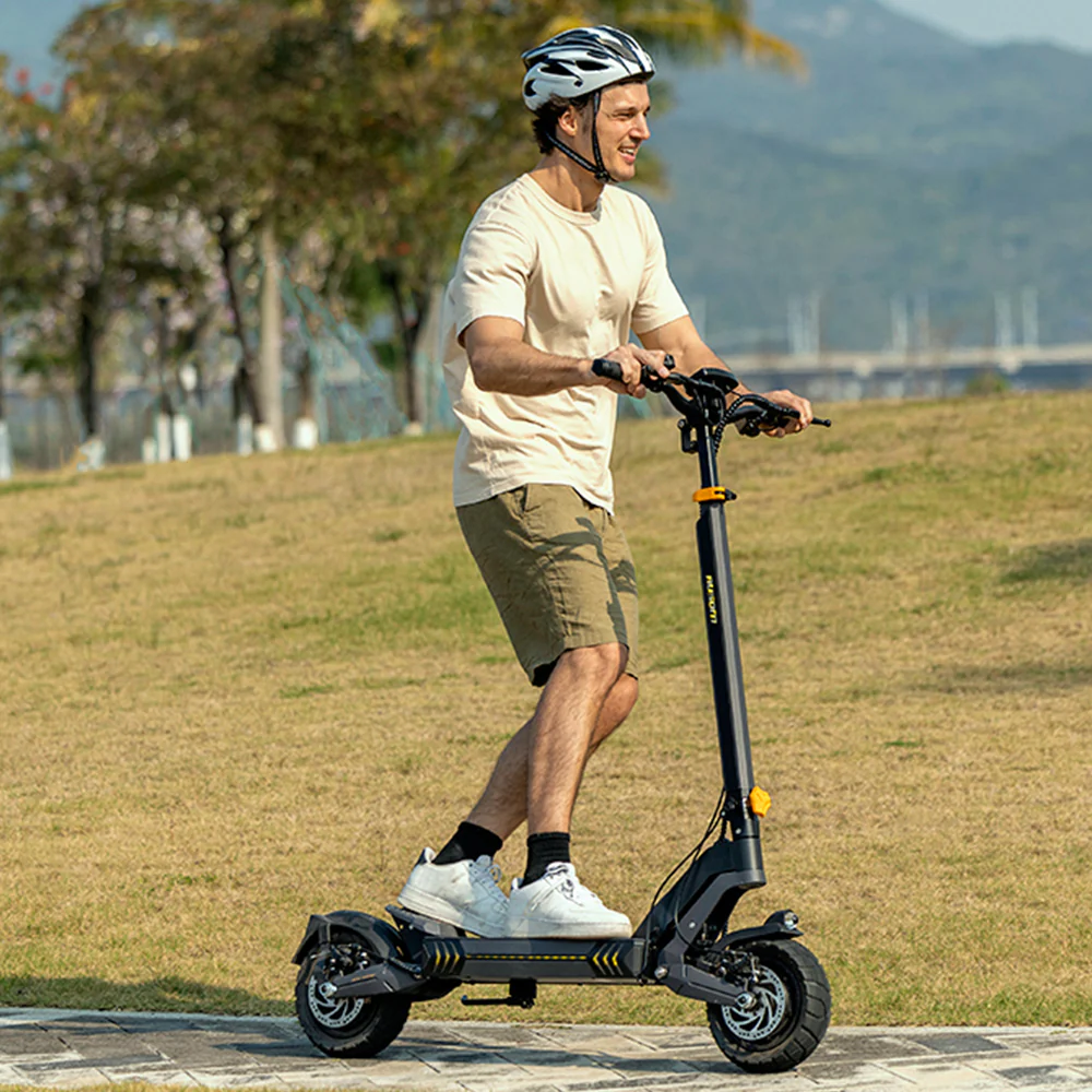 Ausom L2 Dual Motor Electric Scooter - Image 3