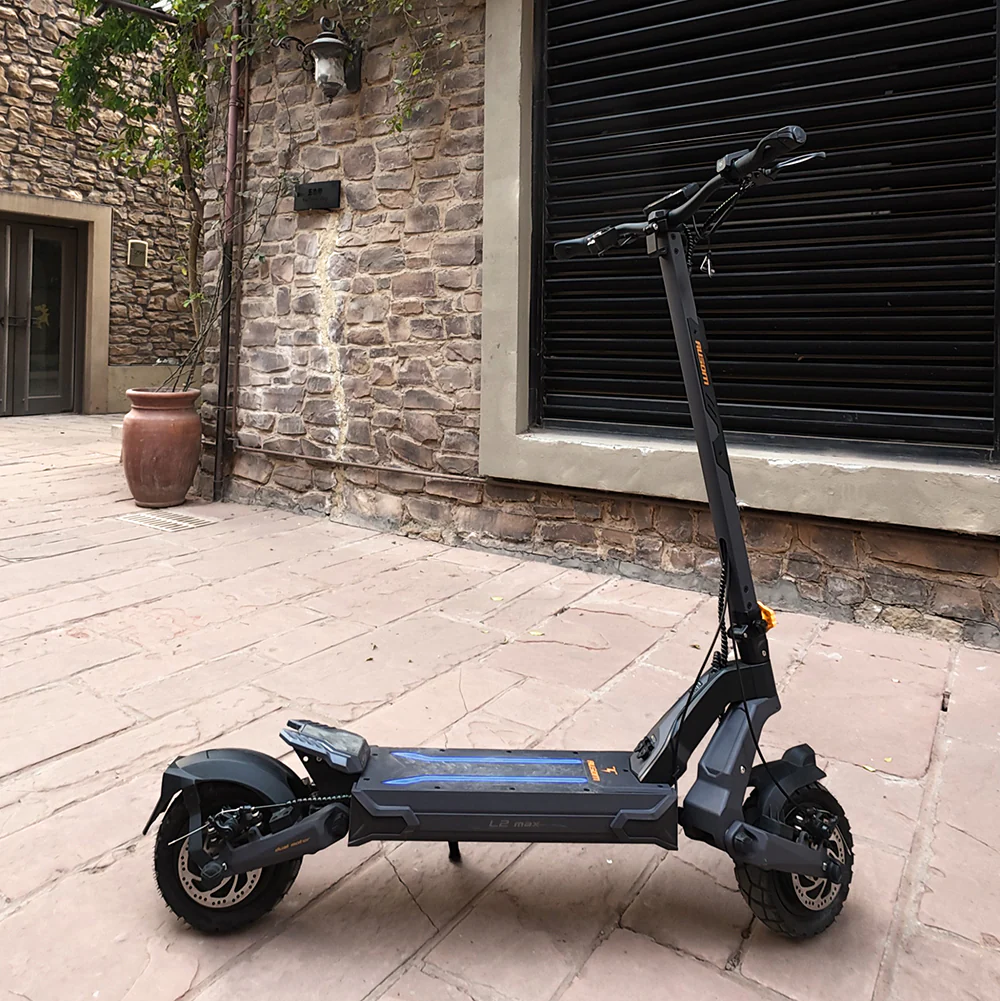 Ausom L2 Max Dual Motor E-scooter - Image 4